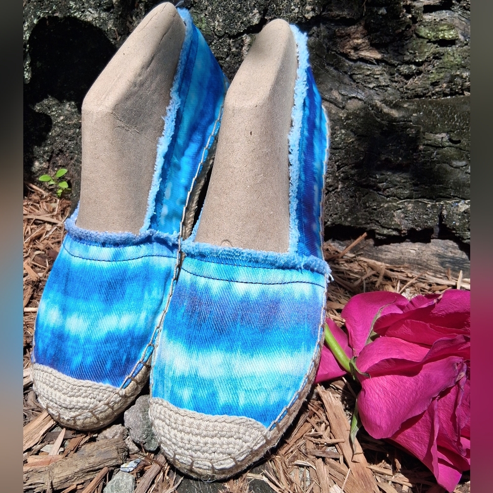 🔥NWT Nine West Blue Tie-Dye Espadrille Canvas  Shoes Size 7 & FREE GIFT